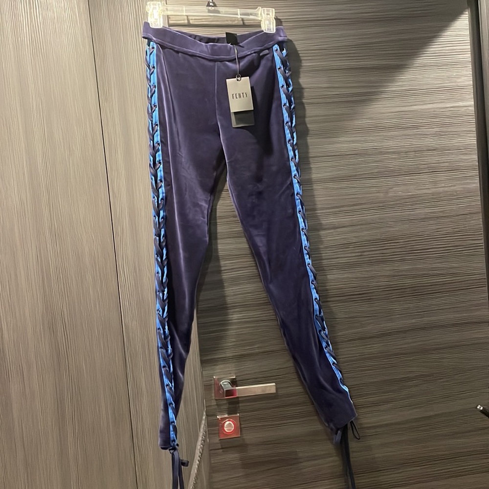 Fenty Rihanna leggings - Picture 7 of 7
